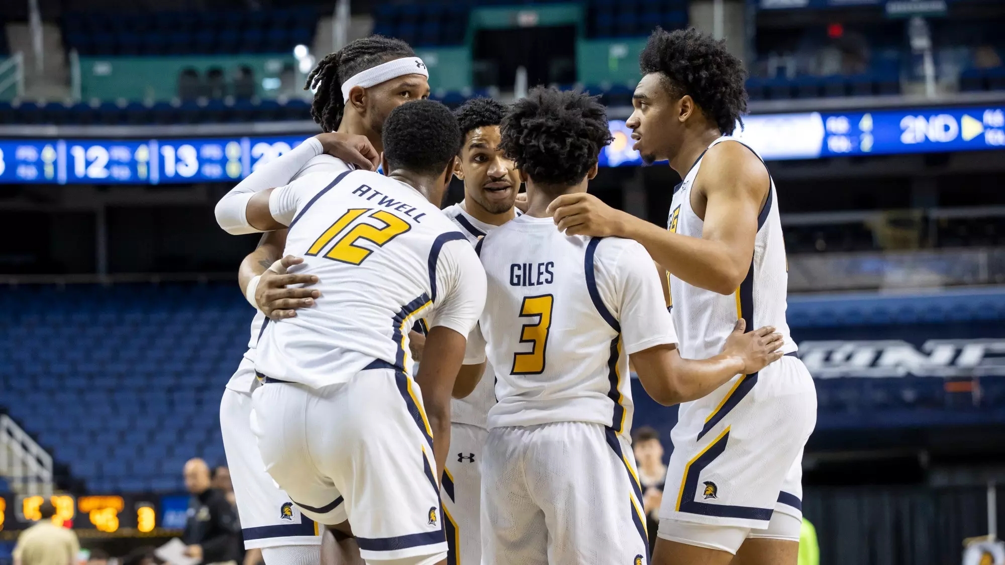2018 19 Men s Basketball Schedule UNC Greensboro