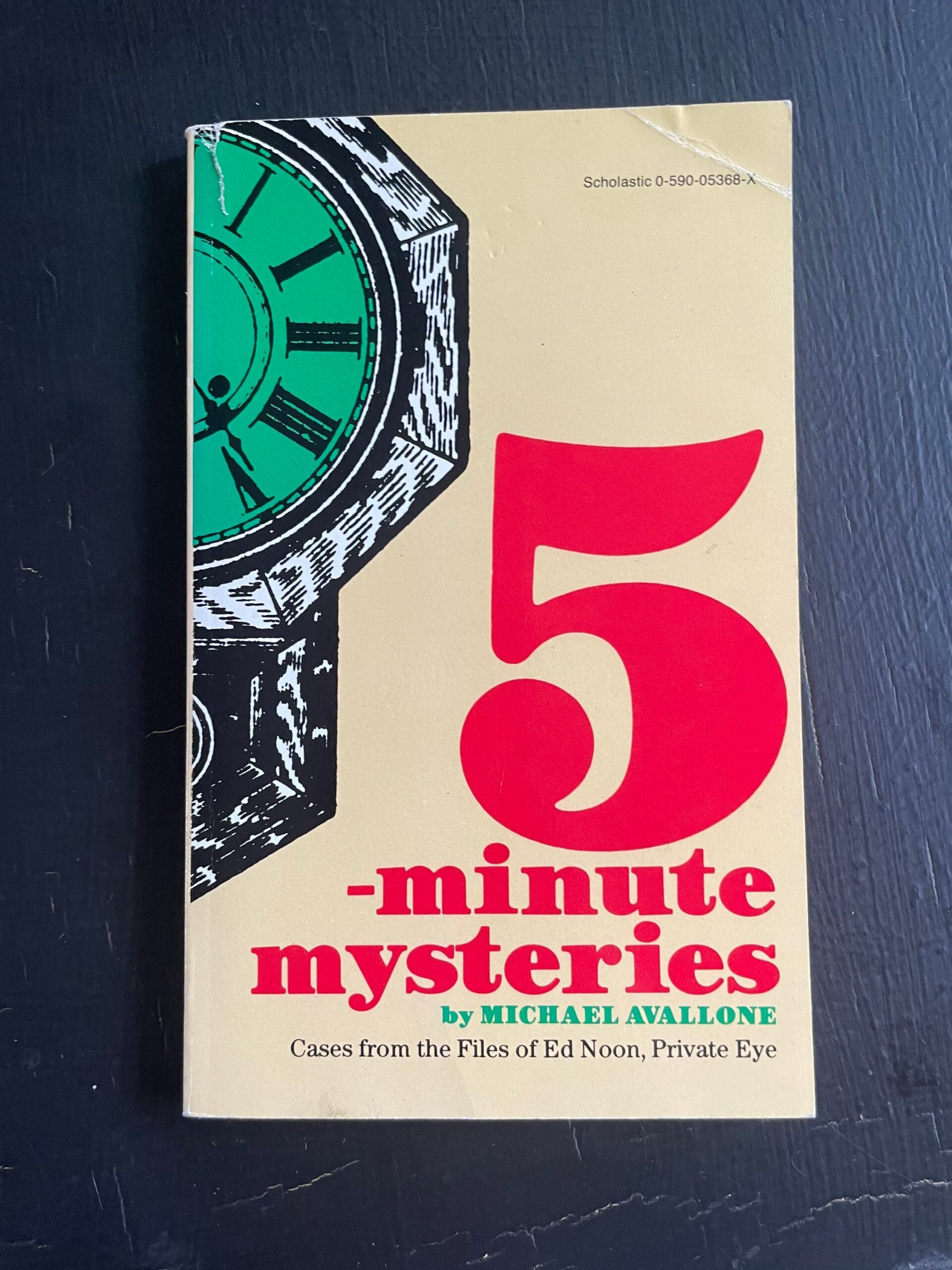5 minute Mysteries By Michael Avallone Scholastic Paperback 