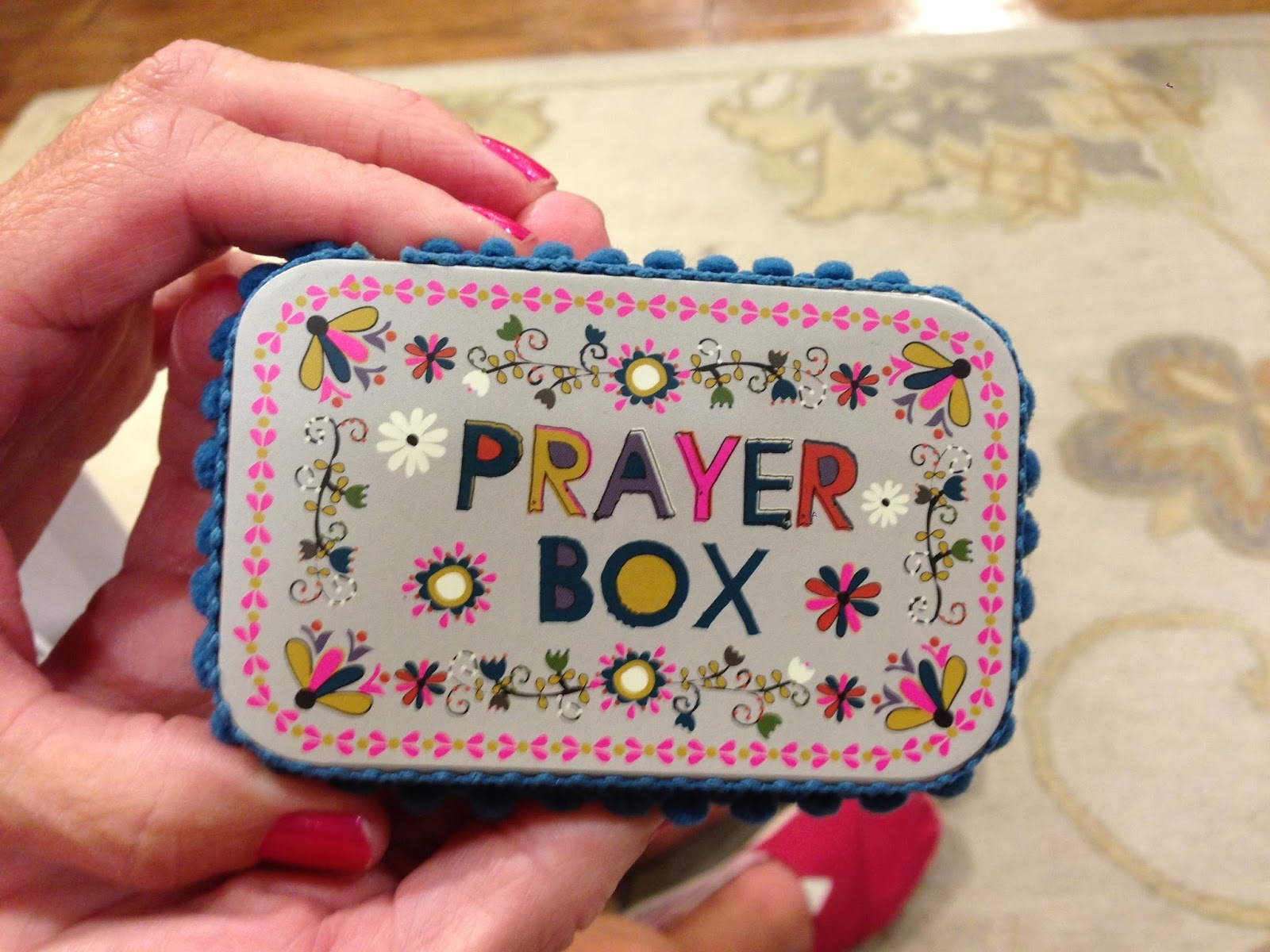 A Traveler s Dream DIY Altoid Tin Prayer Boxes