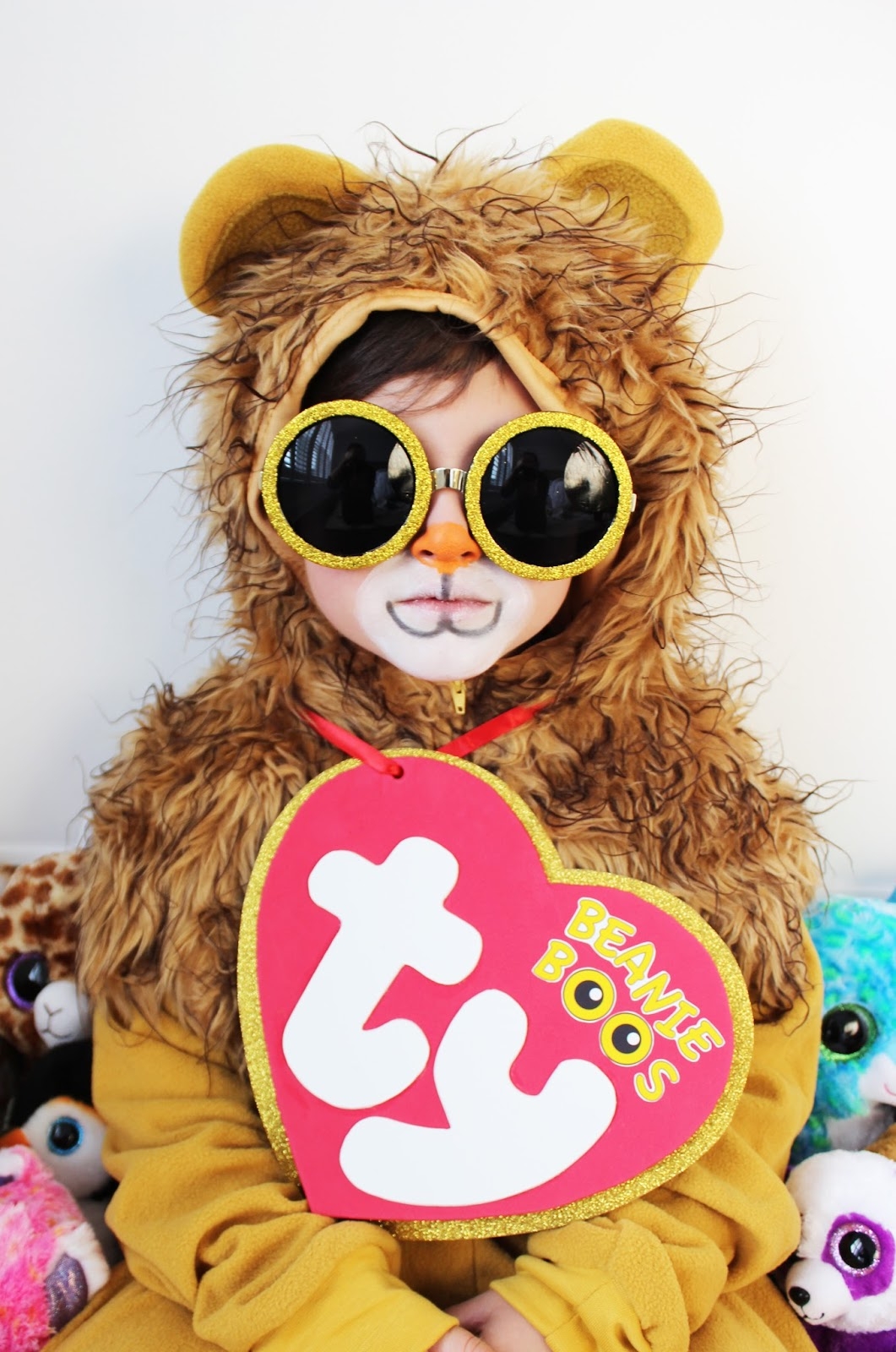 DIY HALLOWEEN COSTUME FOR LITTLES BEANIE BOO