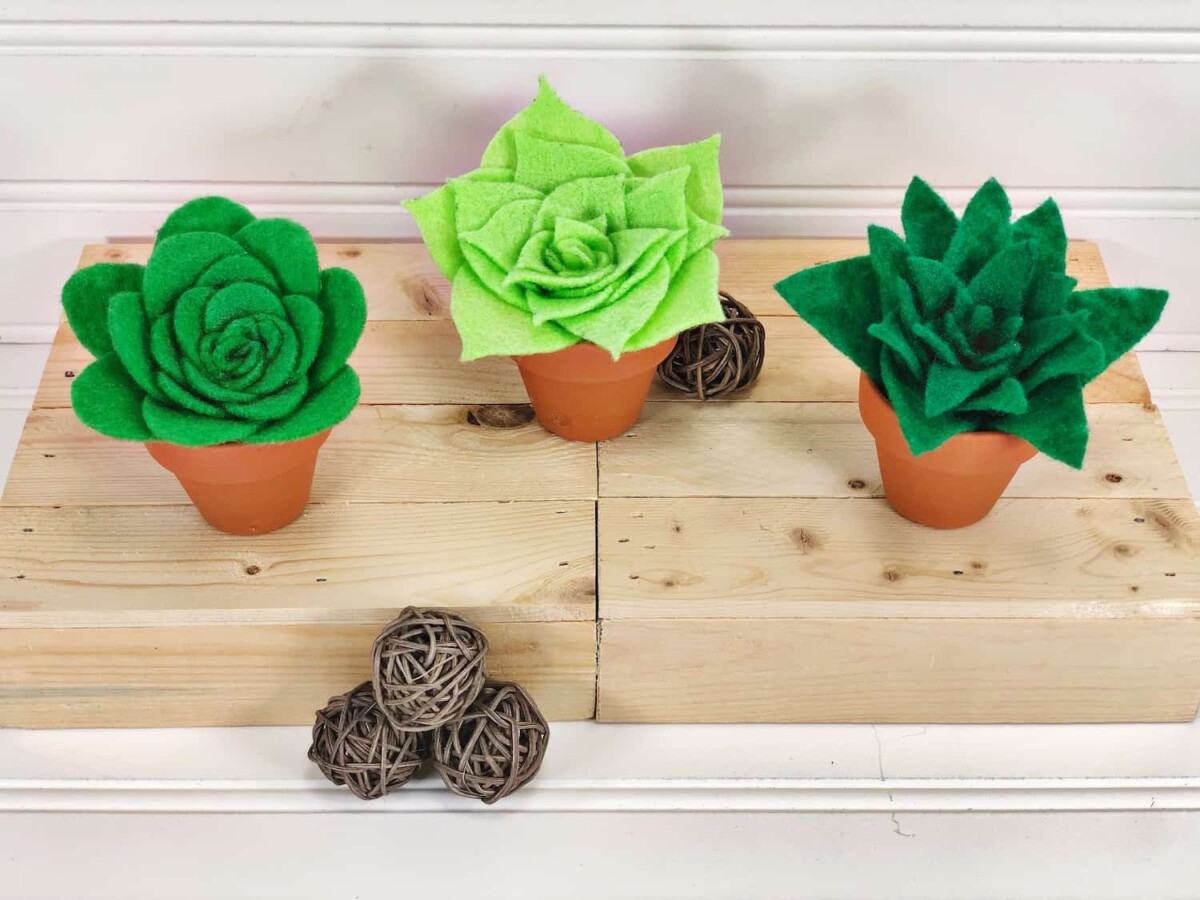 DIY Miniature Felt Succulents In Pots Single Girl s DIY