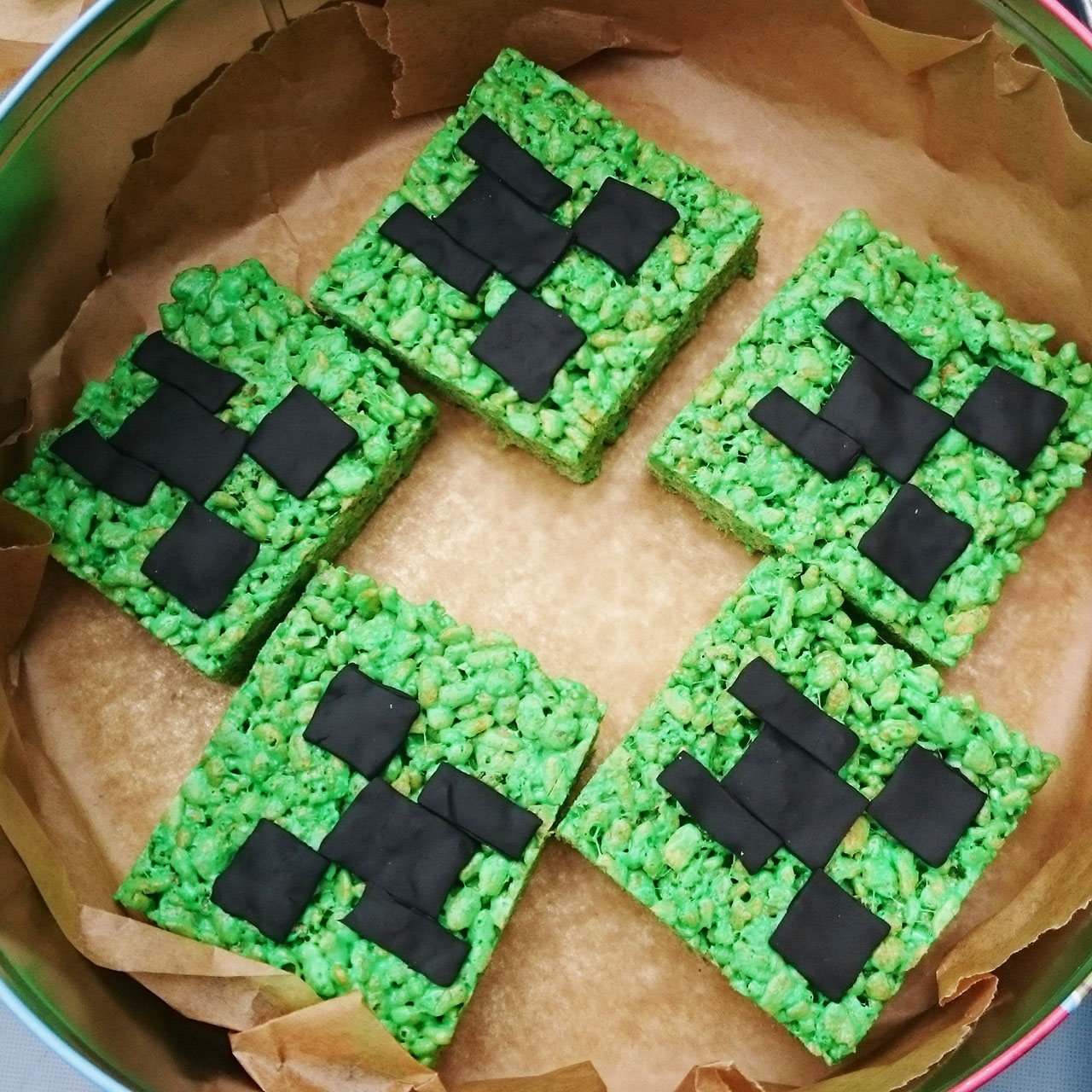 Easy Homemade Minecraft Cakes And Treats Tech Age Kids Technology For Children